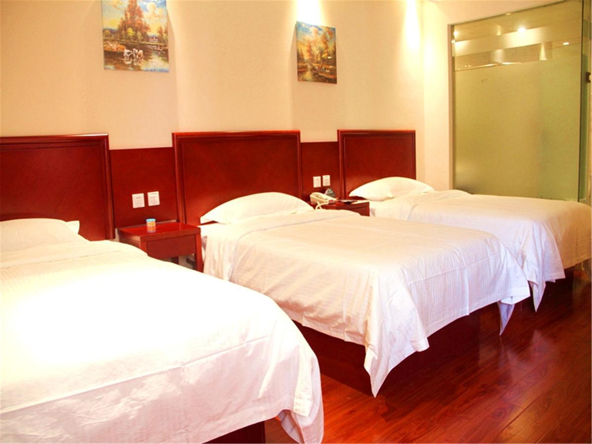 Greentree Alliance Shanghai Chongming Bayi Road Walking Street Hotel Buitenkant foto